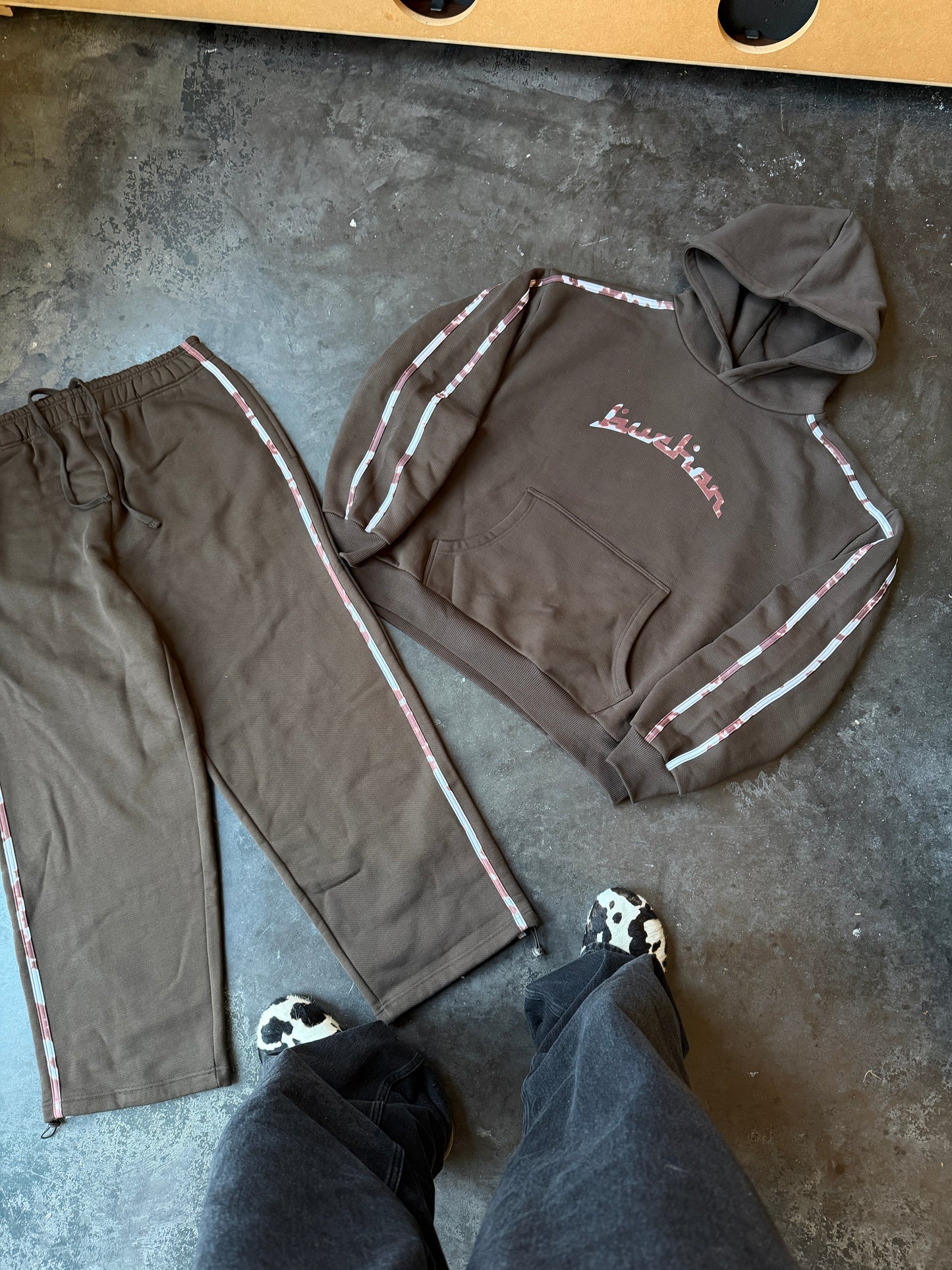 Buchan Cow Joggers